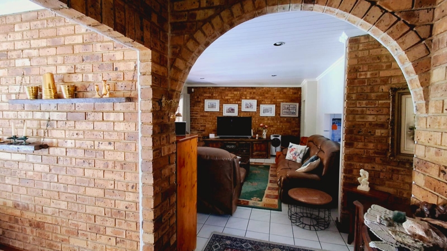 4 Bedroom Property for Sale in Sasolburg Ext 11 Free State